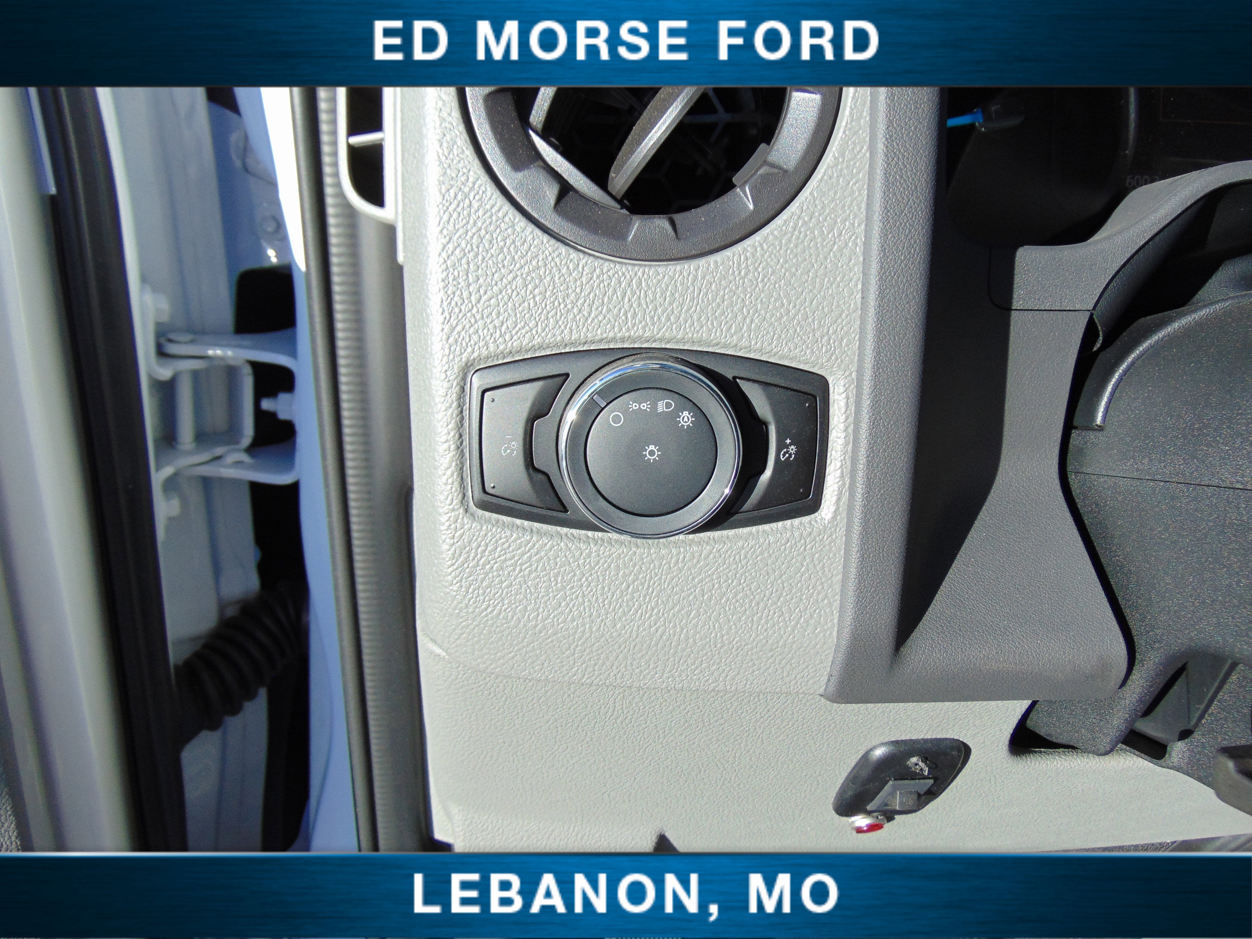 2026 Ford E-Series Cutaway Base