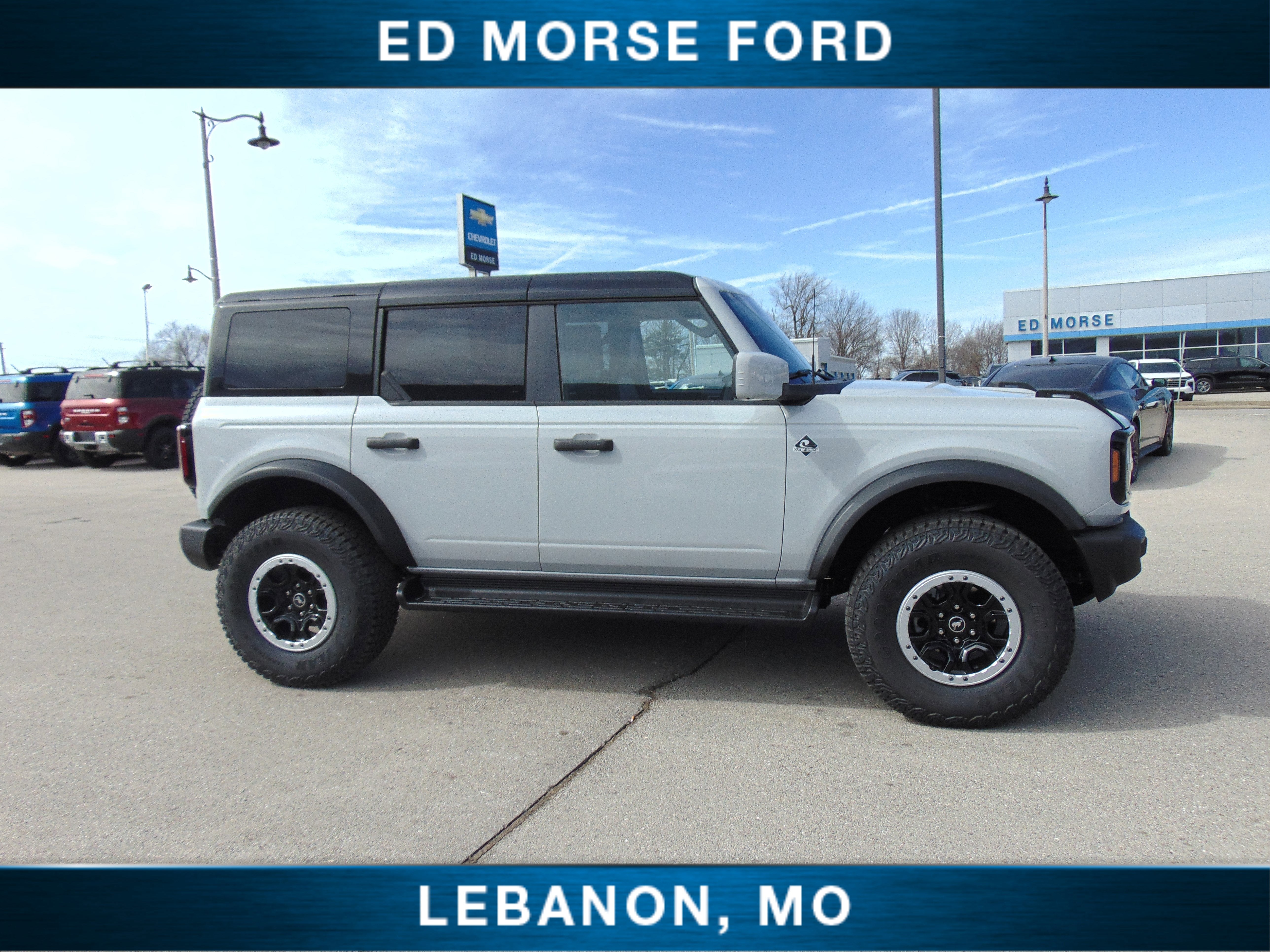 2026 Ford Bronco Outer Banks