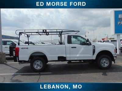 2026 Ford Super Duty F-350 SRW Tommy Lift Gate & Ladder Rack