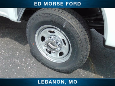 2026 Ford Super Duty F-350 SRW Tommy Lift Gate & Ladder Rack