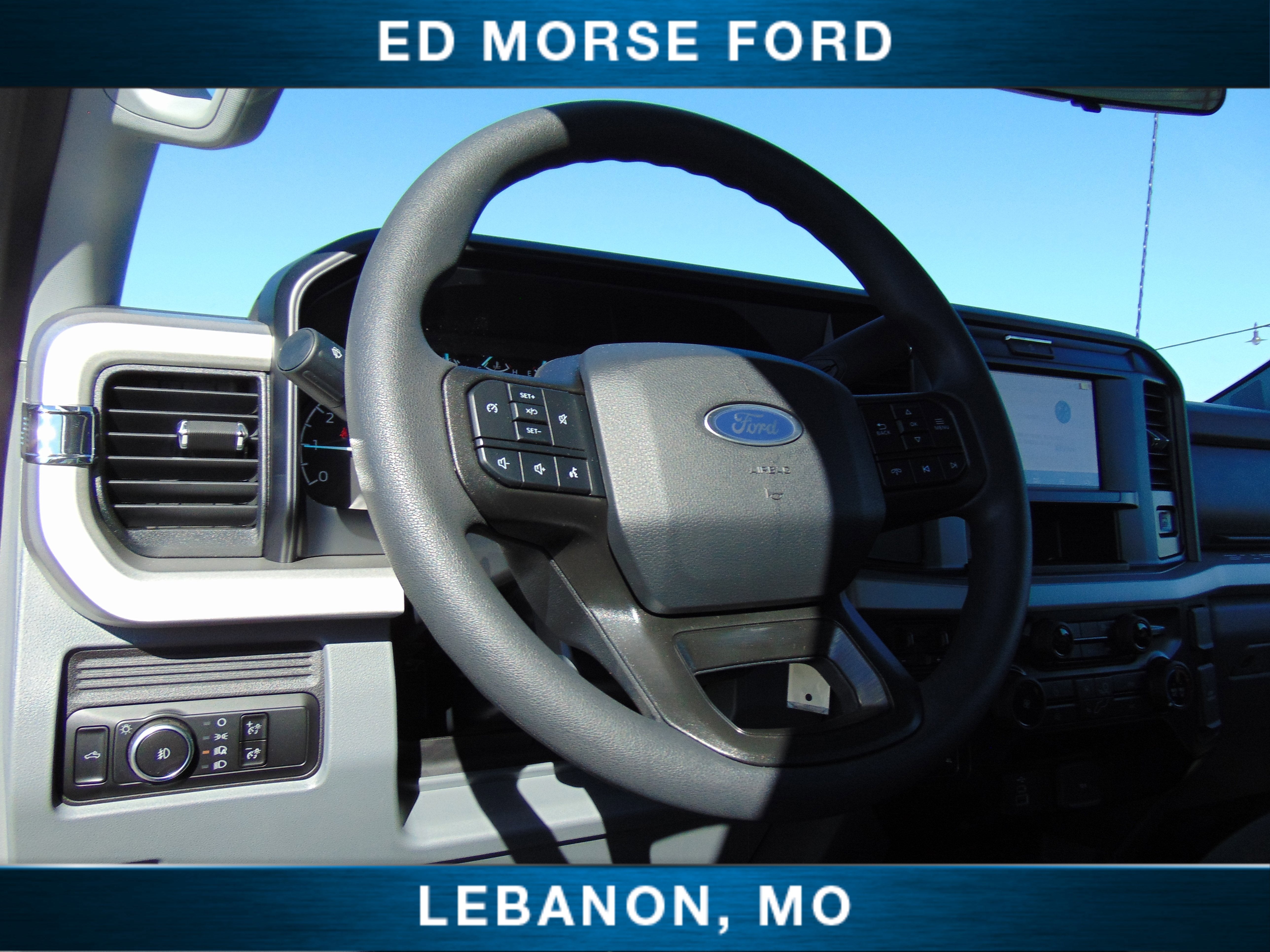 2026 Ford Super Duty F-350 SRW XLT