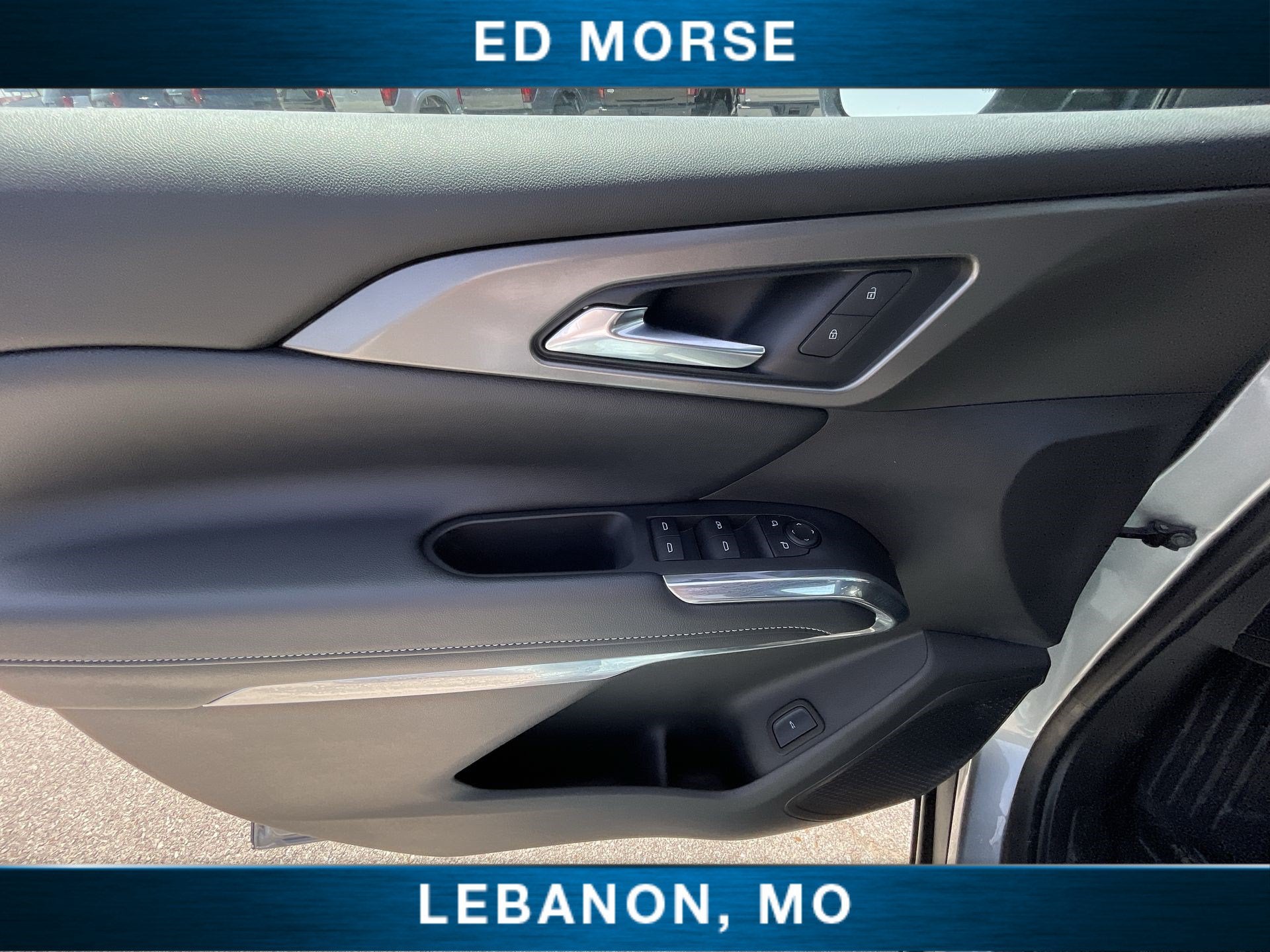 2025 Chevrolet Traverse FWD LT