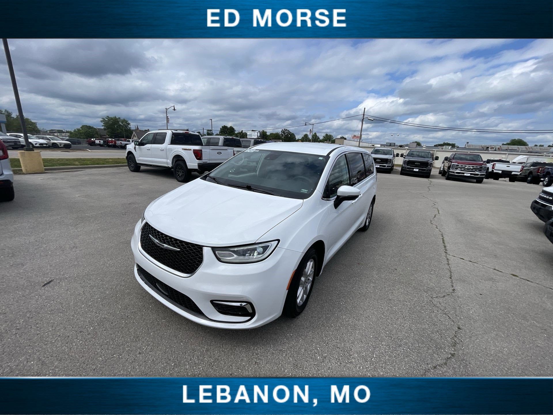 2023 Chrysler Pacifica Touring L