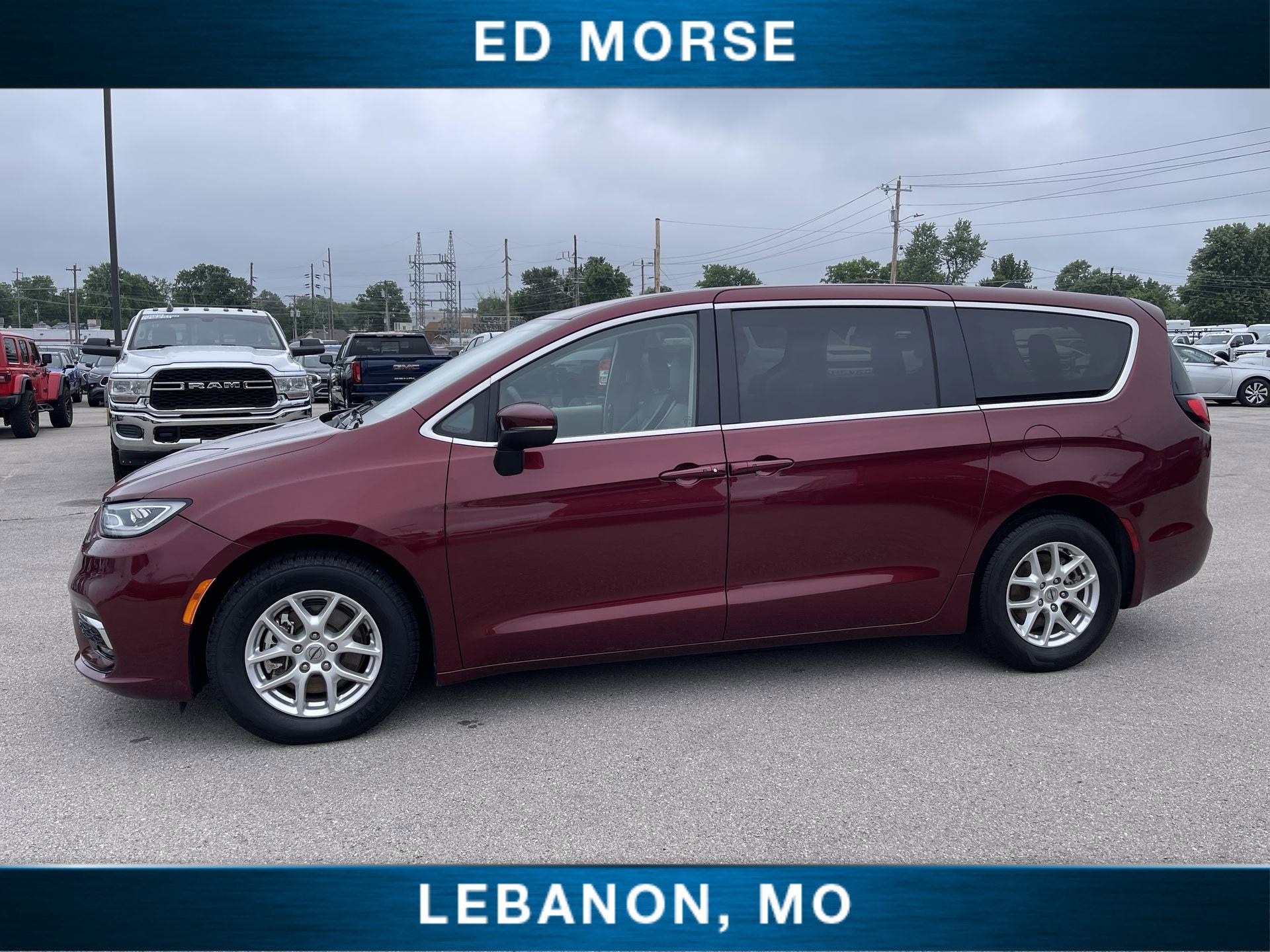 2023 Chrysler Pacifica Touring L