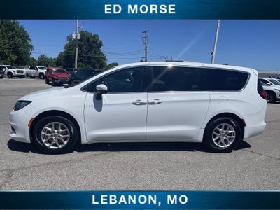 2024 Chrysler Voyager LX
