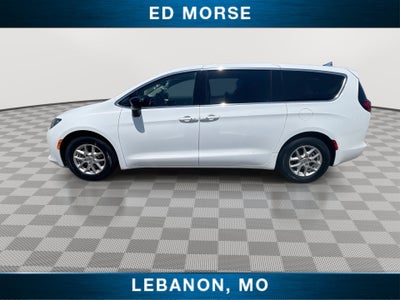 2024 Chrysler Voyager LX