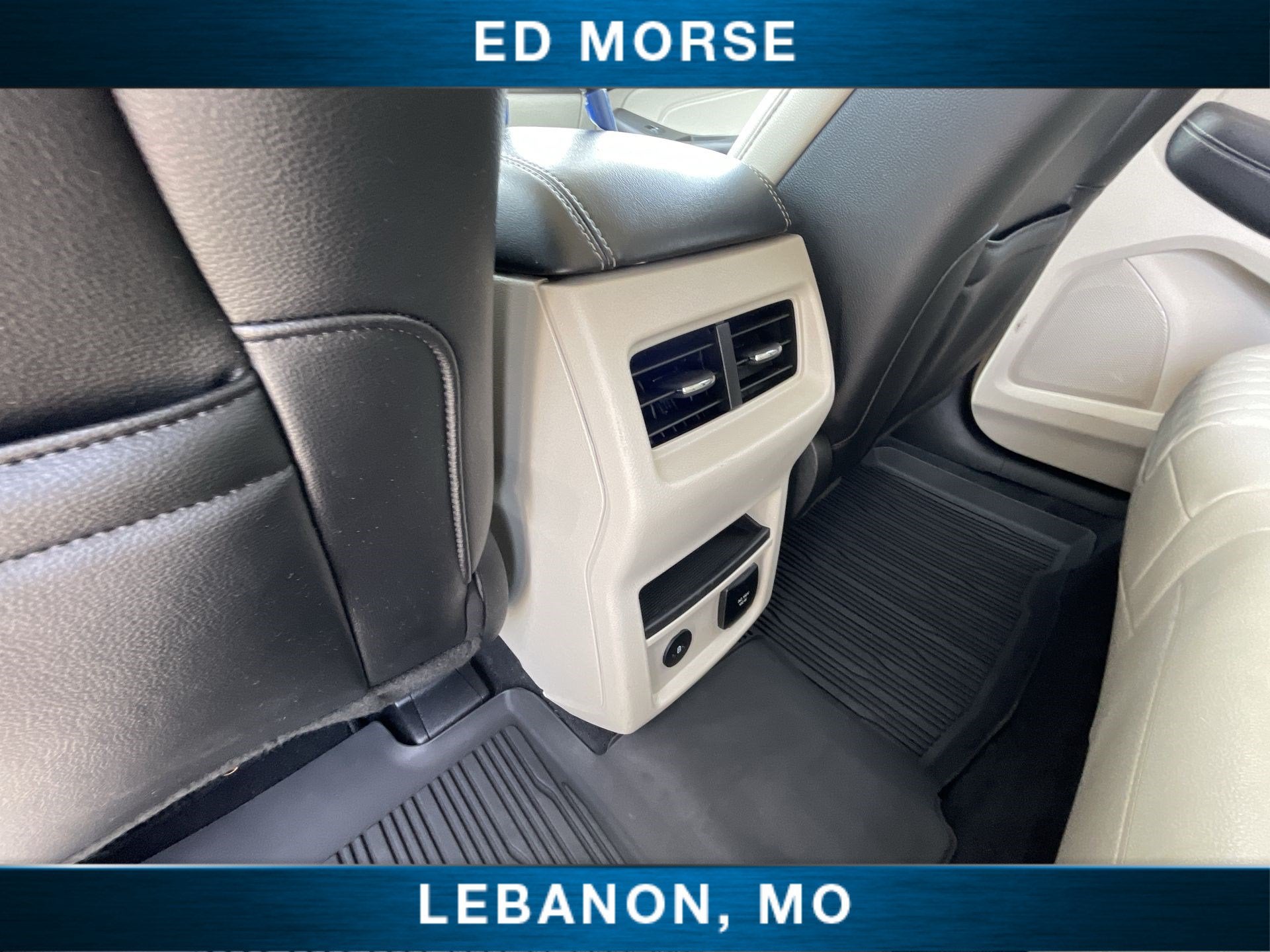 2023 Ford Edge Titanium