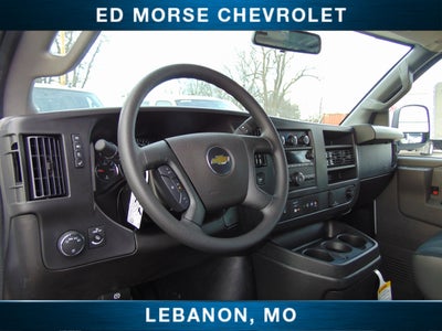 2025 Chevrolet Express Cargo WT