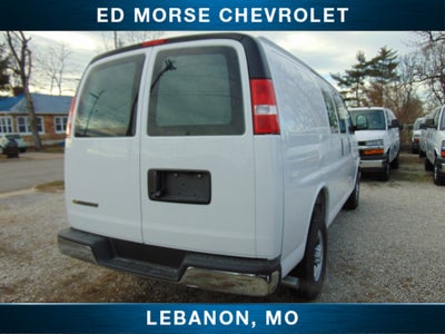 2025 Chevrolet Express Cargo WT