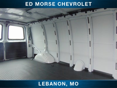 2025 Chevrolet Express Cargo WT