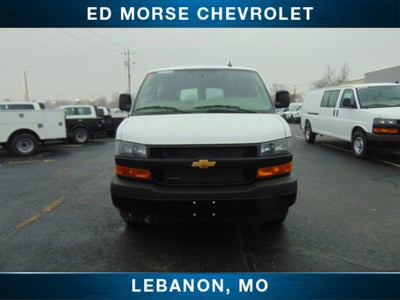 2025 Chevrolet Express Cargo WT