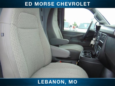 2025 Chevrolet Express Cargo WT