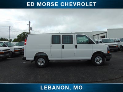 2025 Chevrolet Express Cargo WT