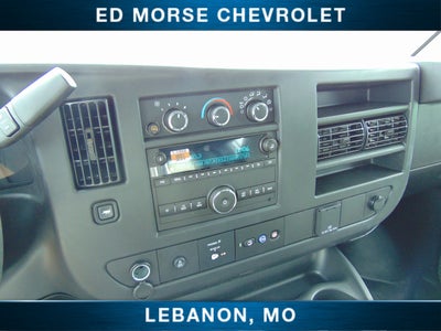 2025 Chevrolet Express Cargo WT