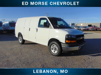 2025 Chevrolet Express Cargo WT