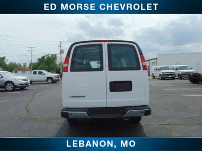 2025 Chevrolet Express Cargo WT