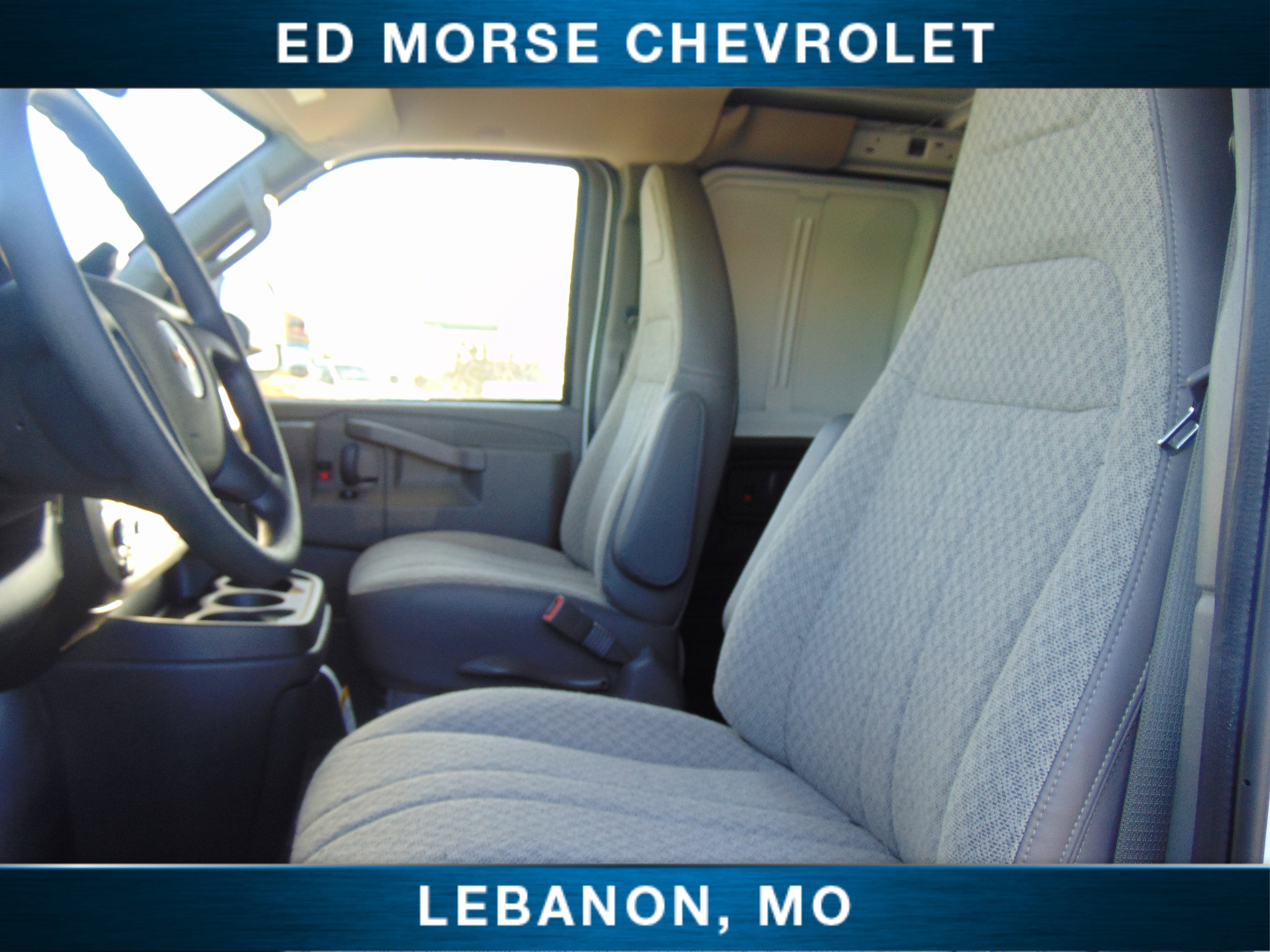 2025 Chevrolet Express Cargo WT