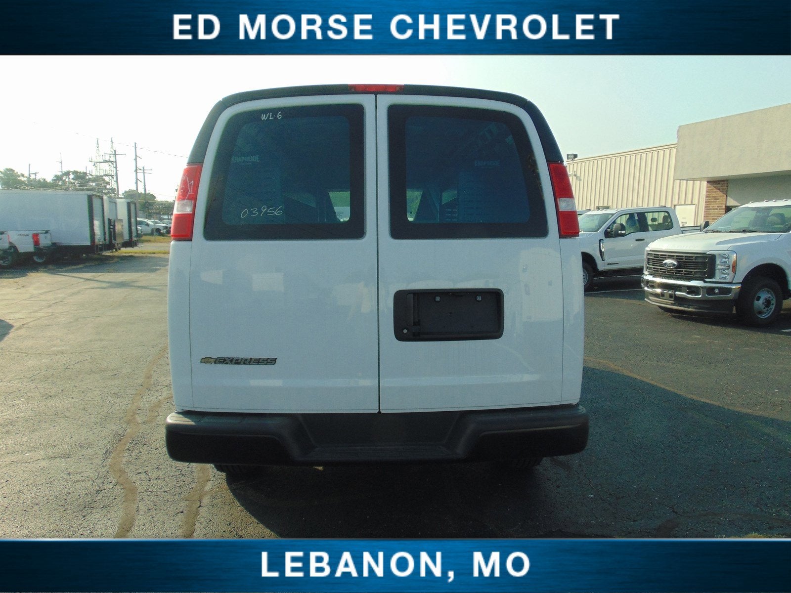 2024 Chevrolet Express Cargo 3500 WT