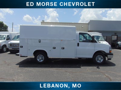2025 Chevrolet Express Cutaway 3500 1WT