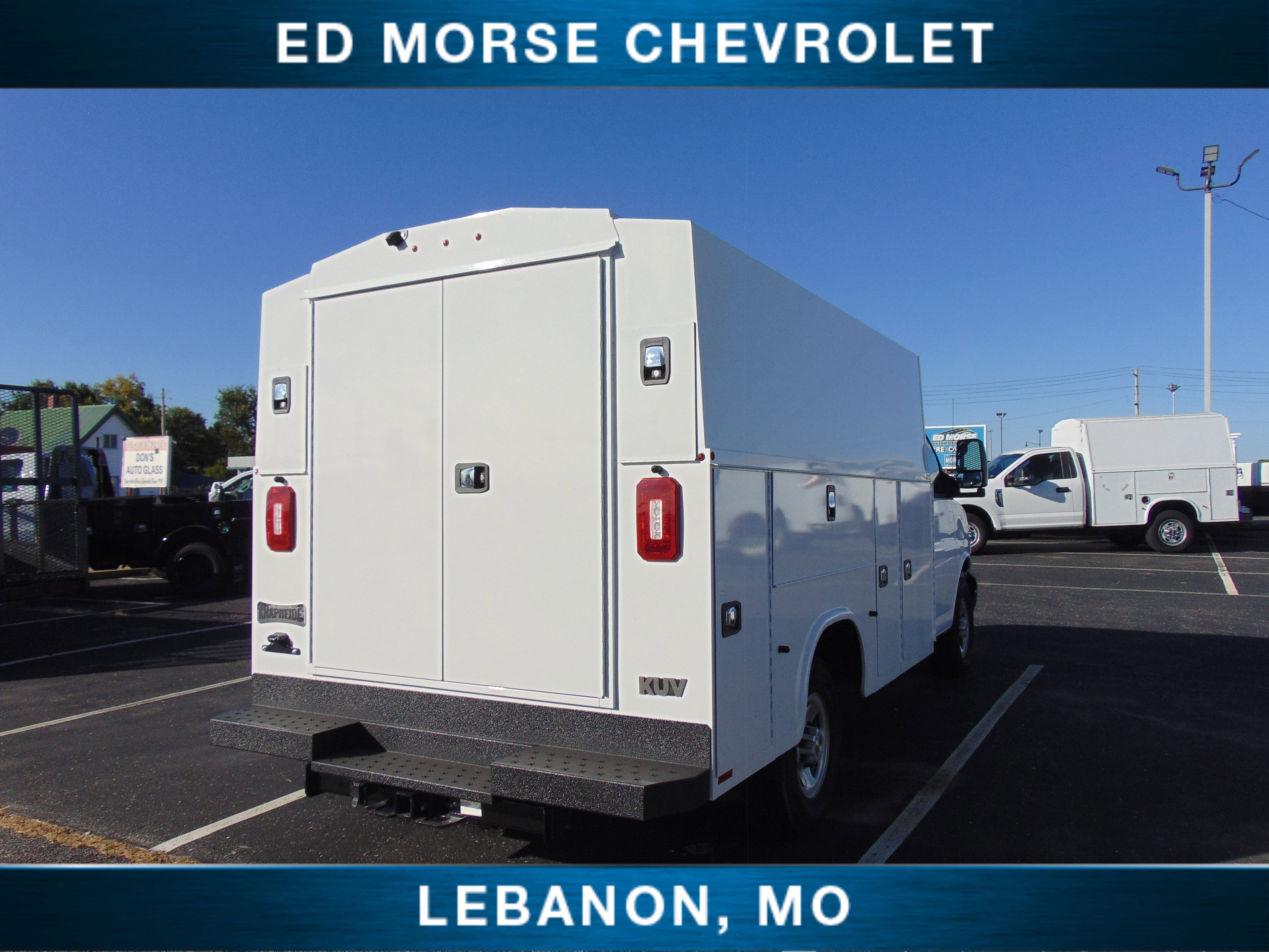 2025 Chevrolet Express Cutaway 3500 1WT