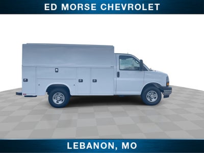 2026 Chevrolet Express Cutaway 3500 1WT