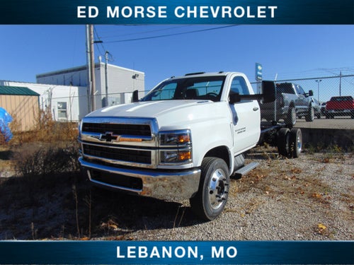 2025 Chevrolet Silverado 6500 HD Work Truck