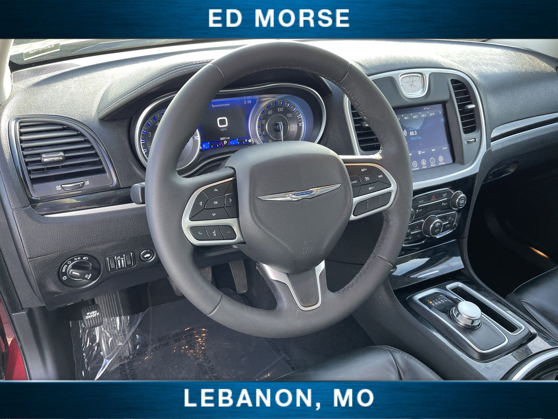 2023 Chrysler 300 Touring L