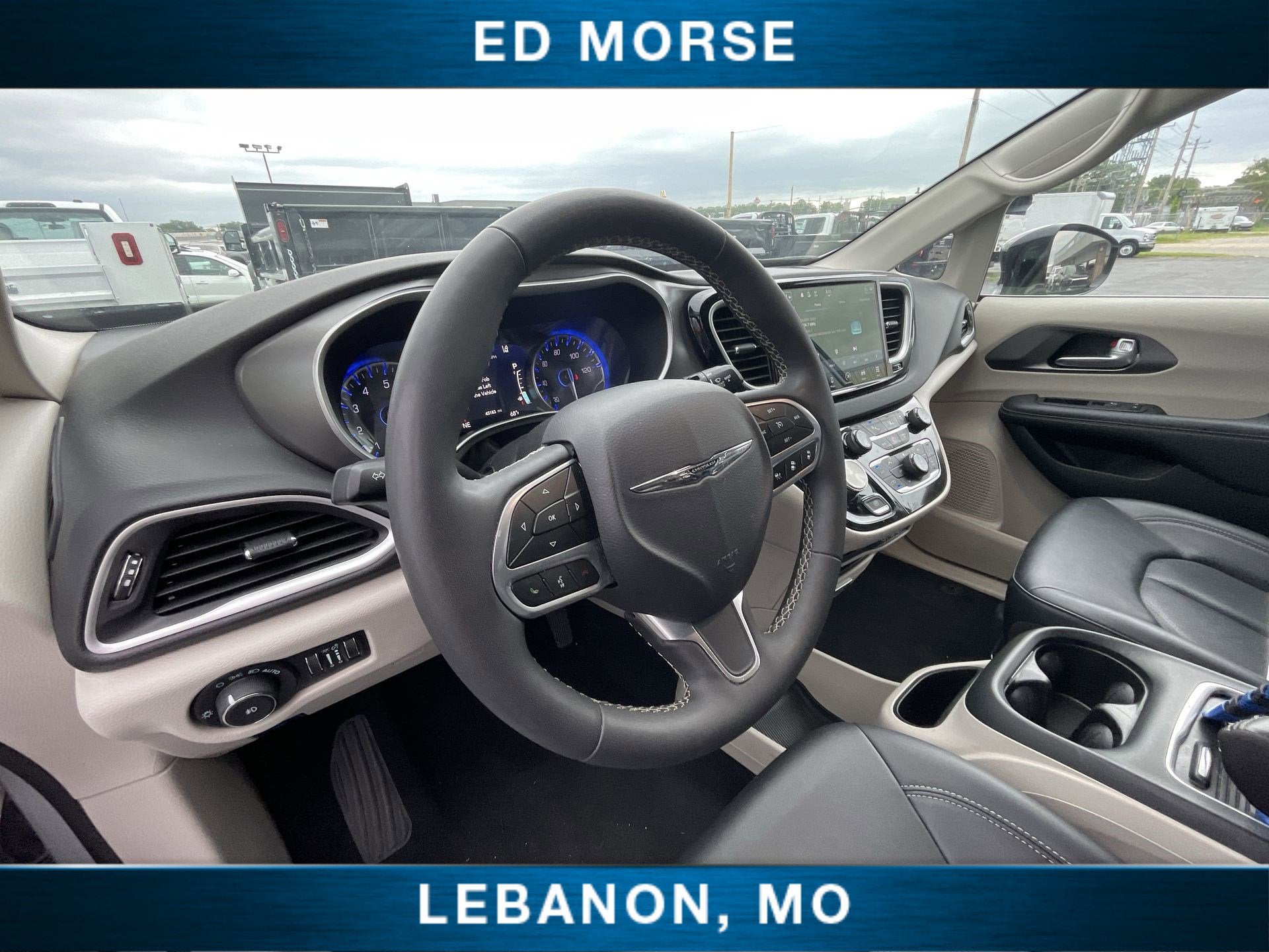 2024 Chrysler Pacifica Touring L