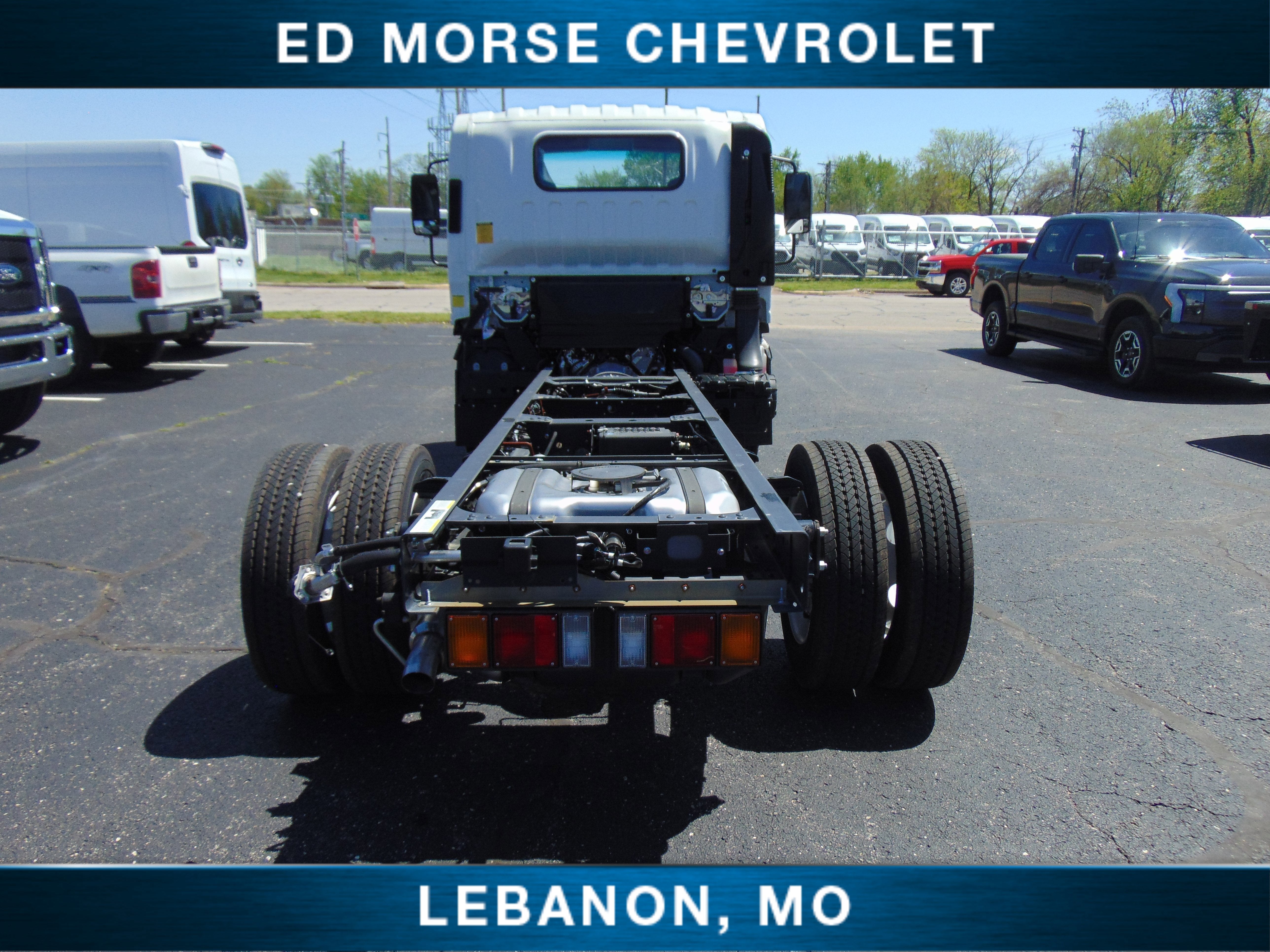 2024 Chevrolet Low Cab Forward 5500 XG 5500