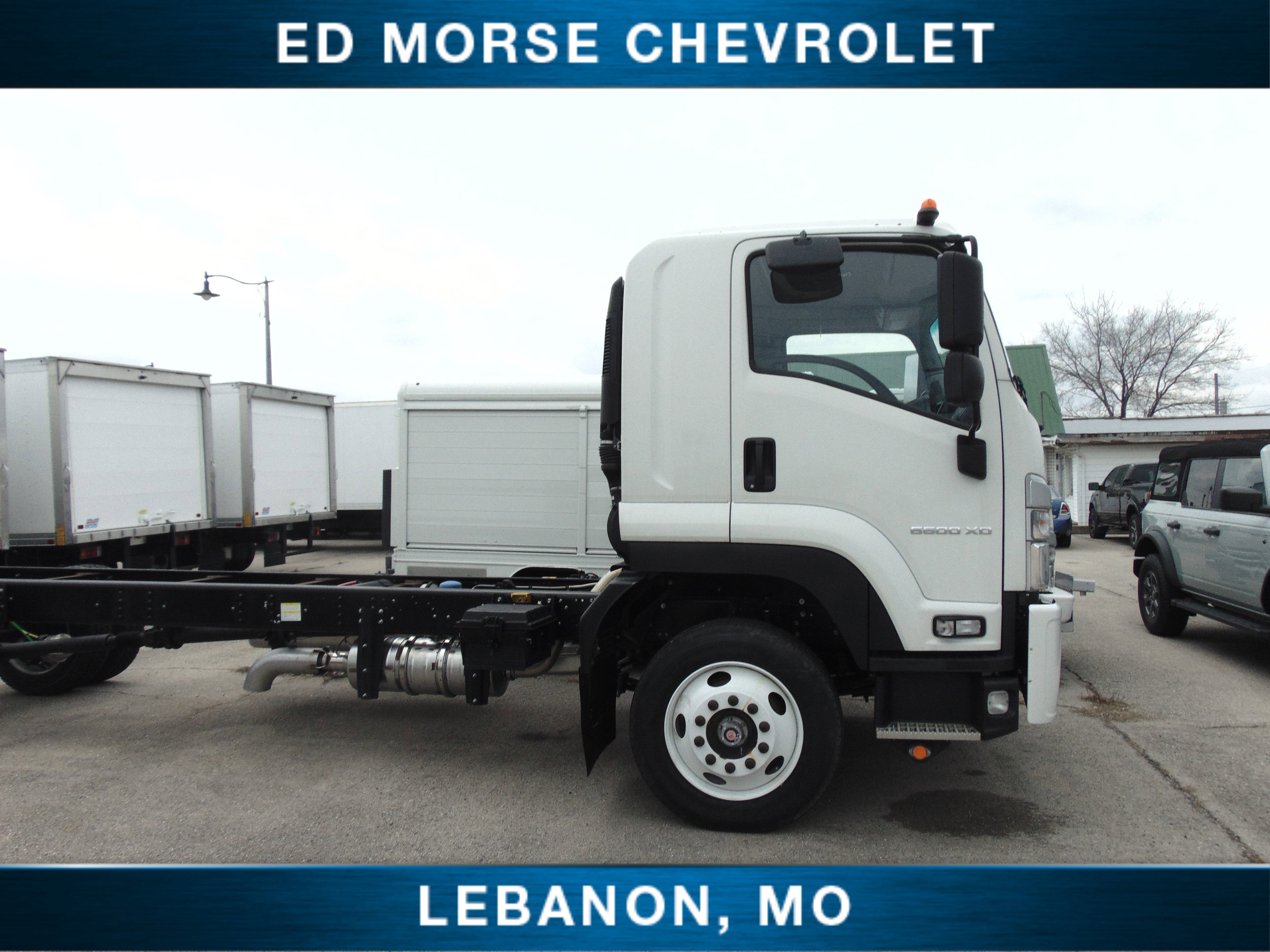 2024 Chevrolet Low Cab Forward 6500 XD NA