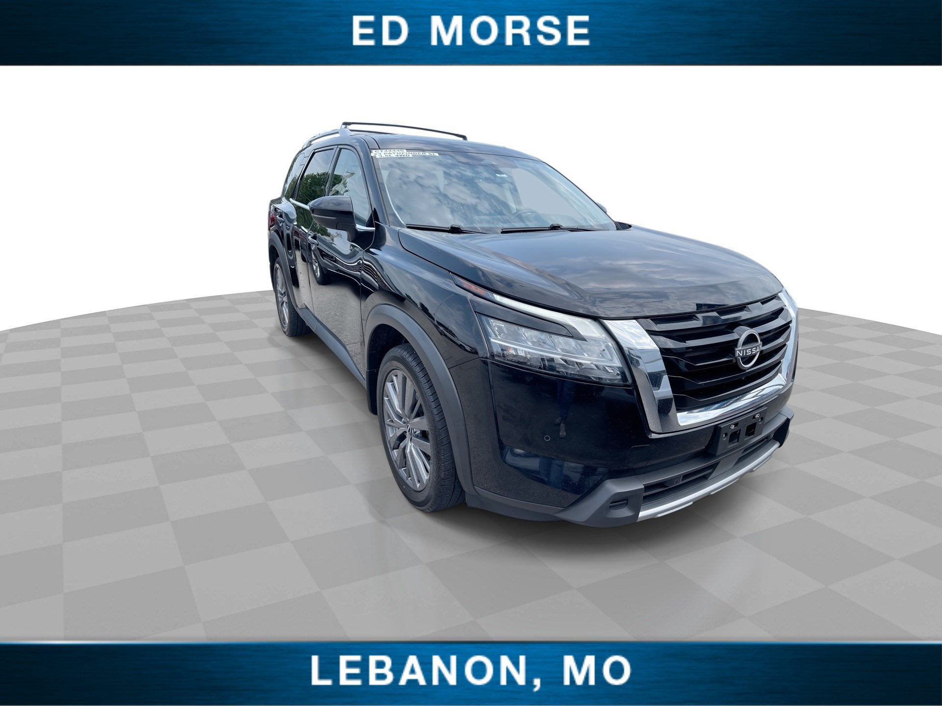 2023 Nissan Pathfinder SL 4WD