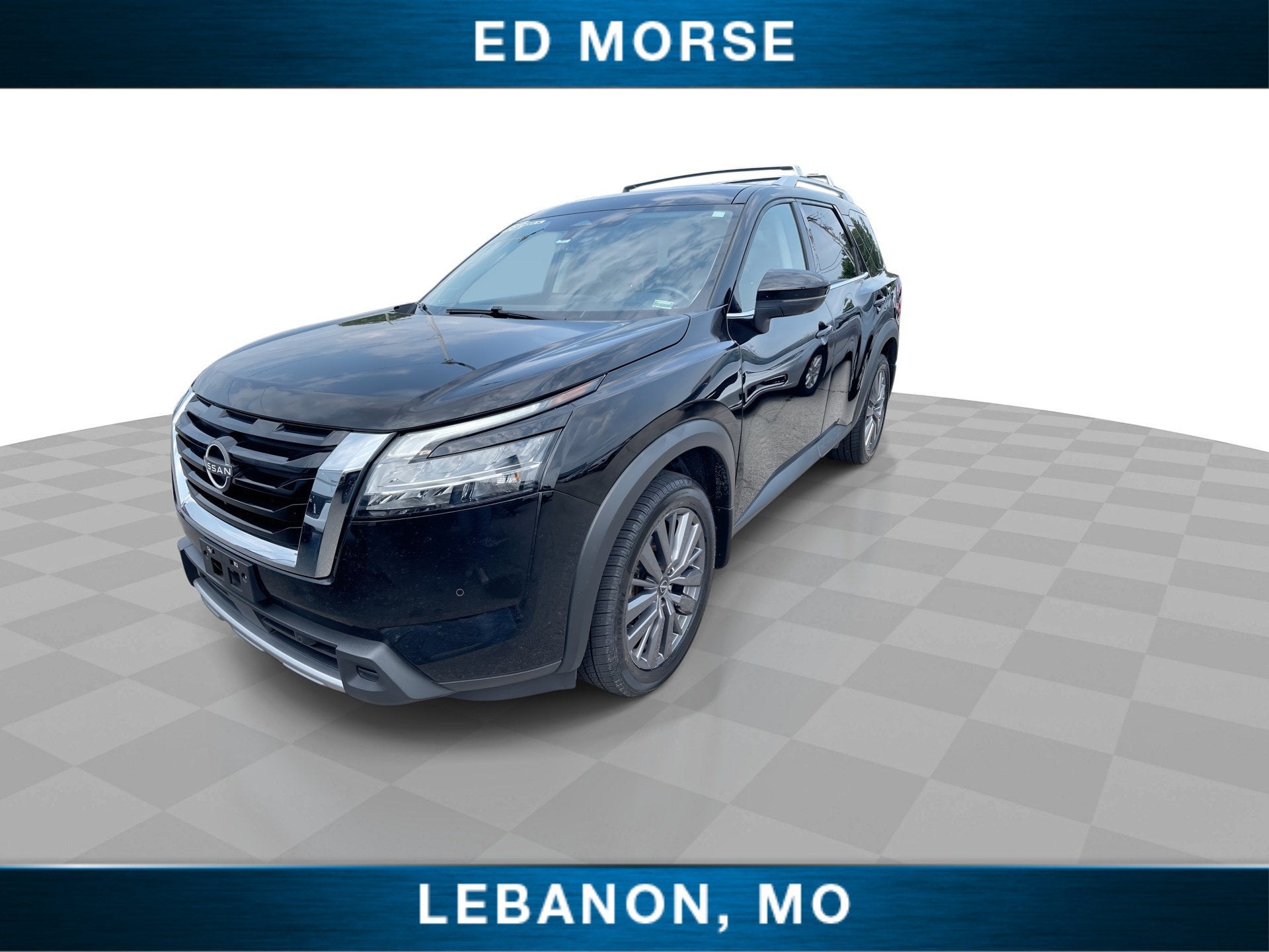 2023 Nissan Pathfinder SL 4WD