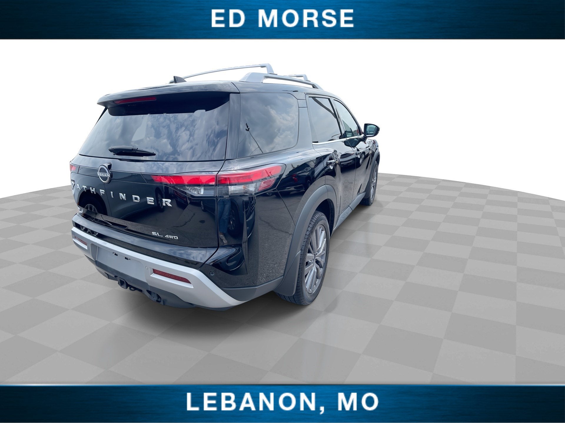 2023 Nissan Pathfinder SL 4WD