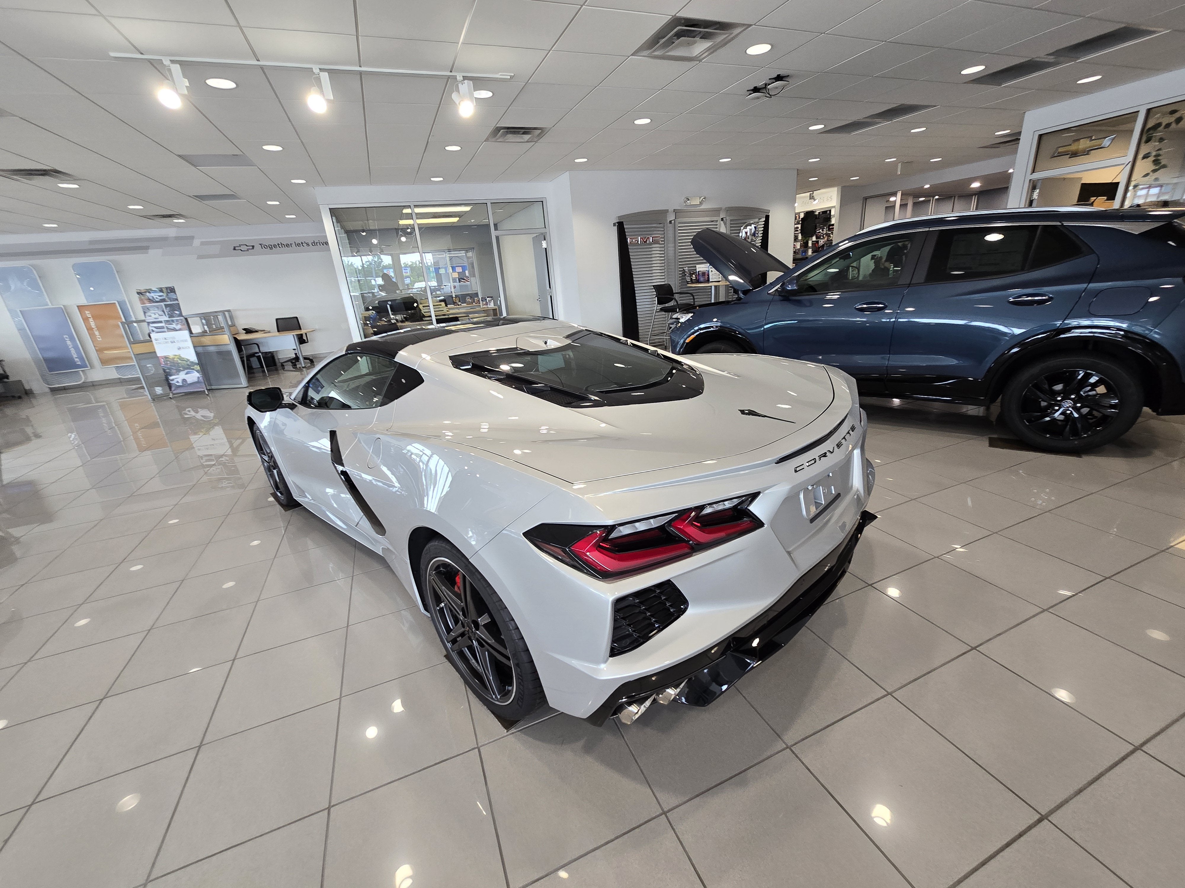 2026 Chevrolet Corvette Stingray 2LT