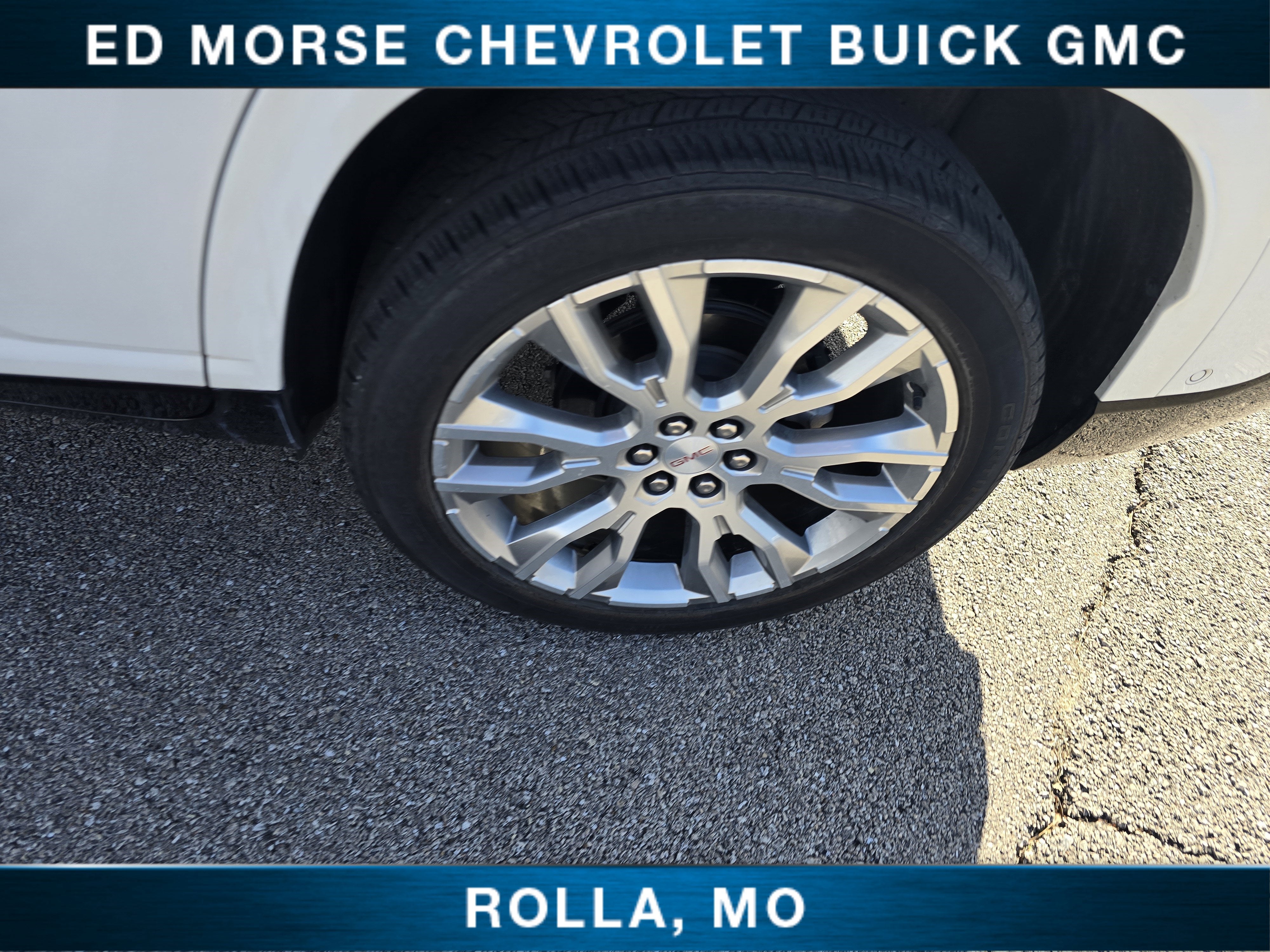 2024 GMC Acadia Denali