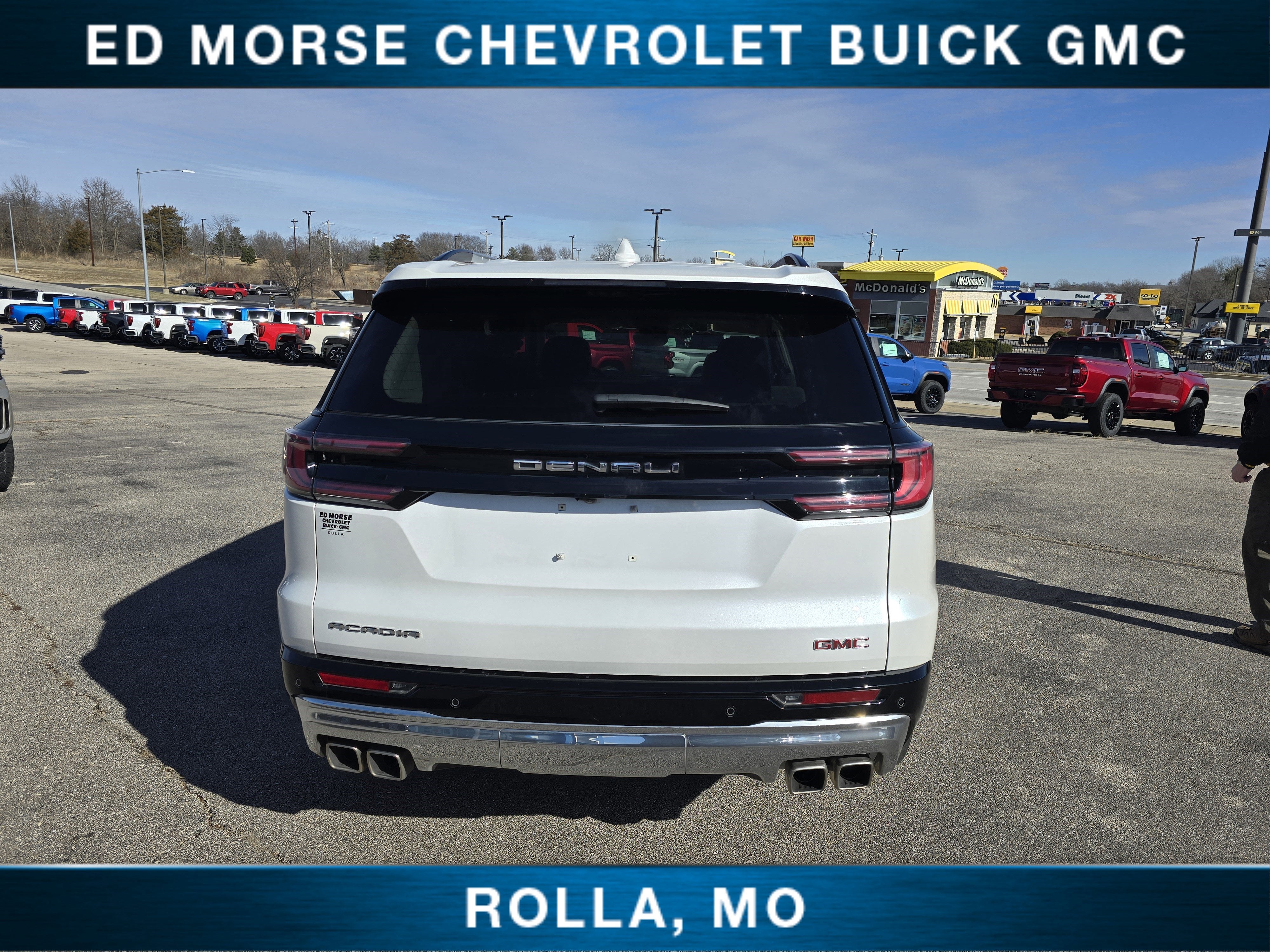 2024 GMC Acadia Denali