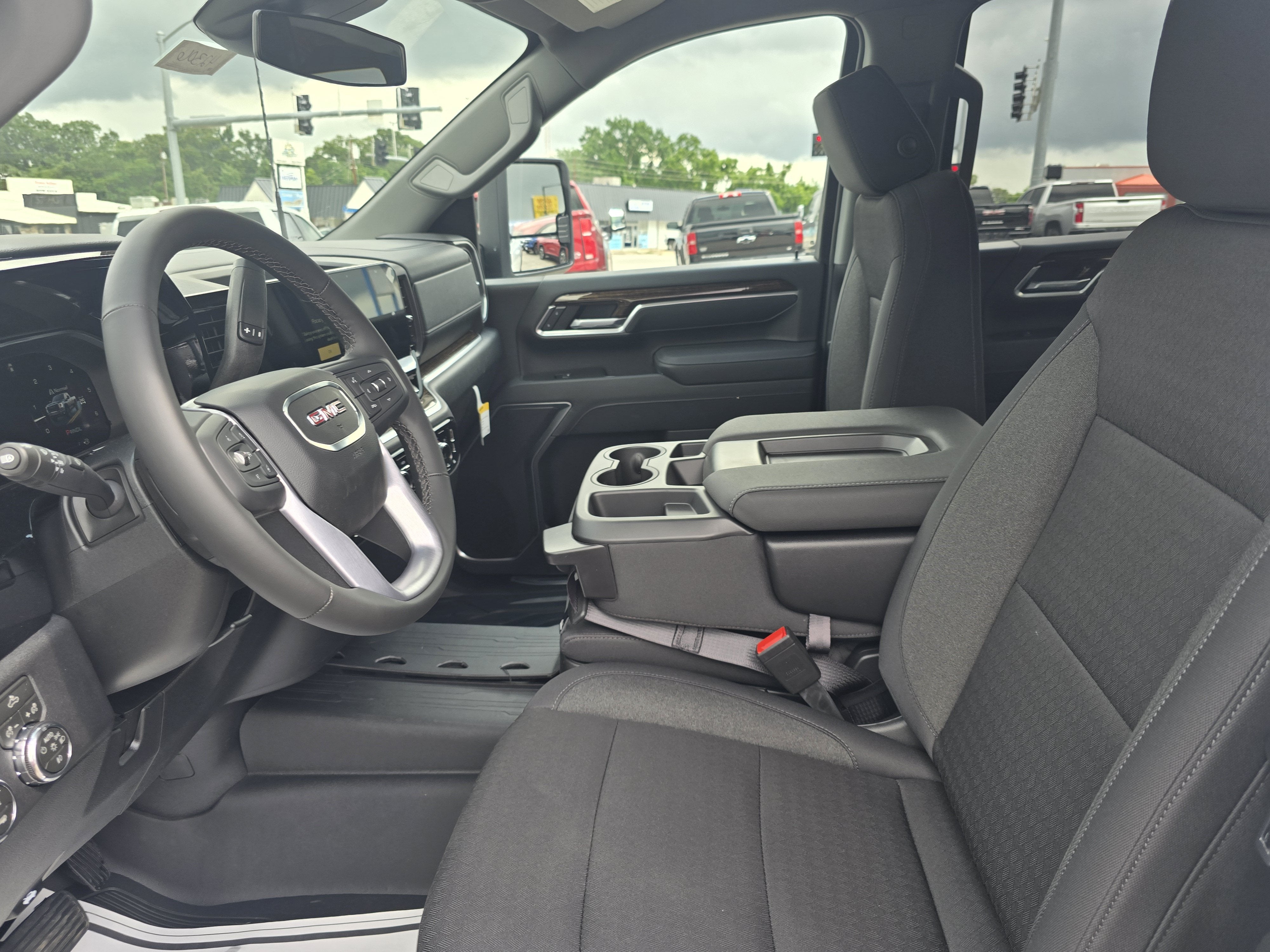 2026 GMC Sierra 2500 HD SLE