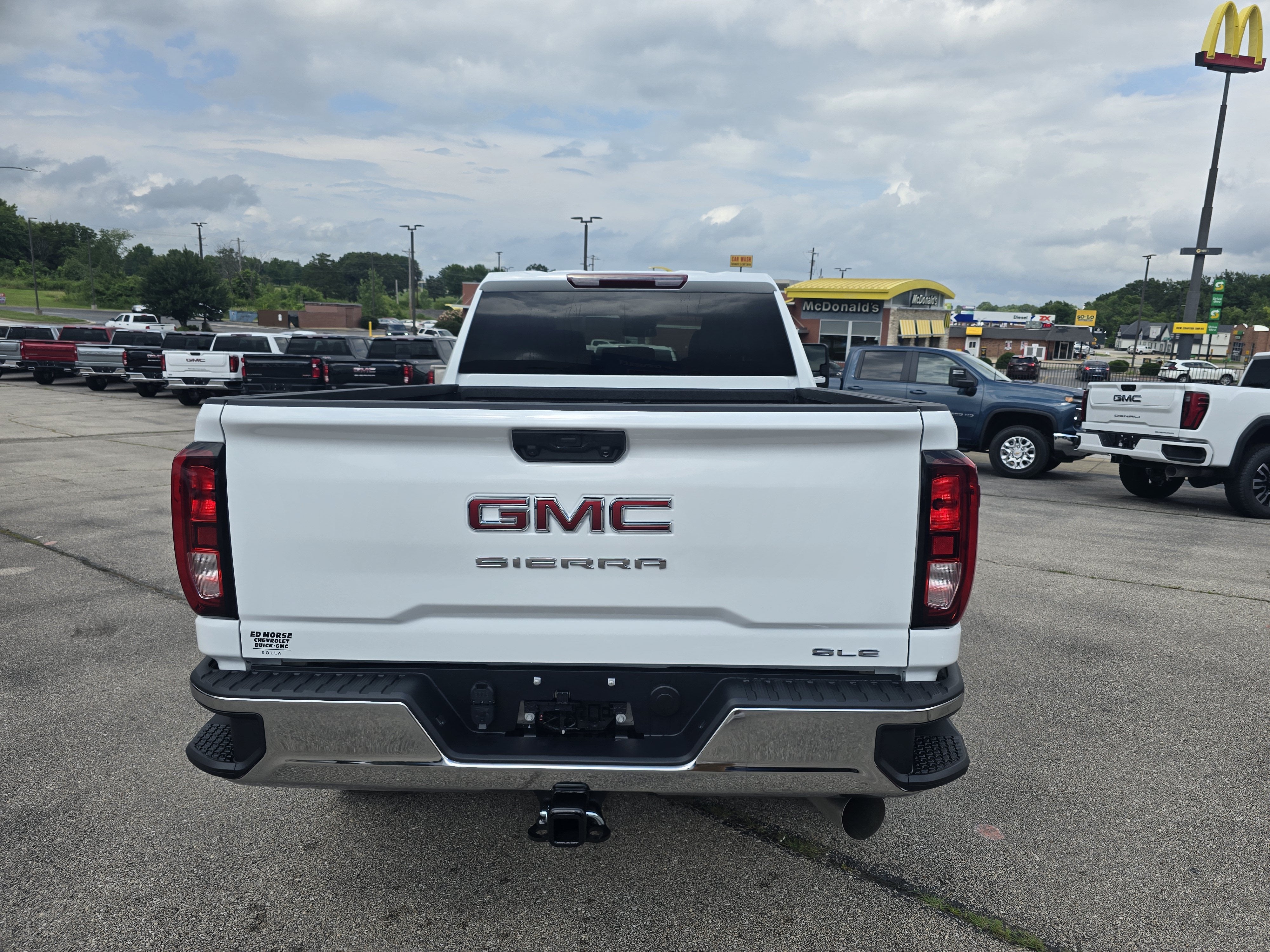 2026 GMC Sierra 2500 HD SLE
