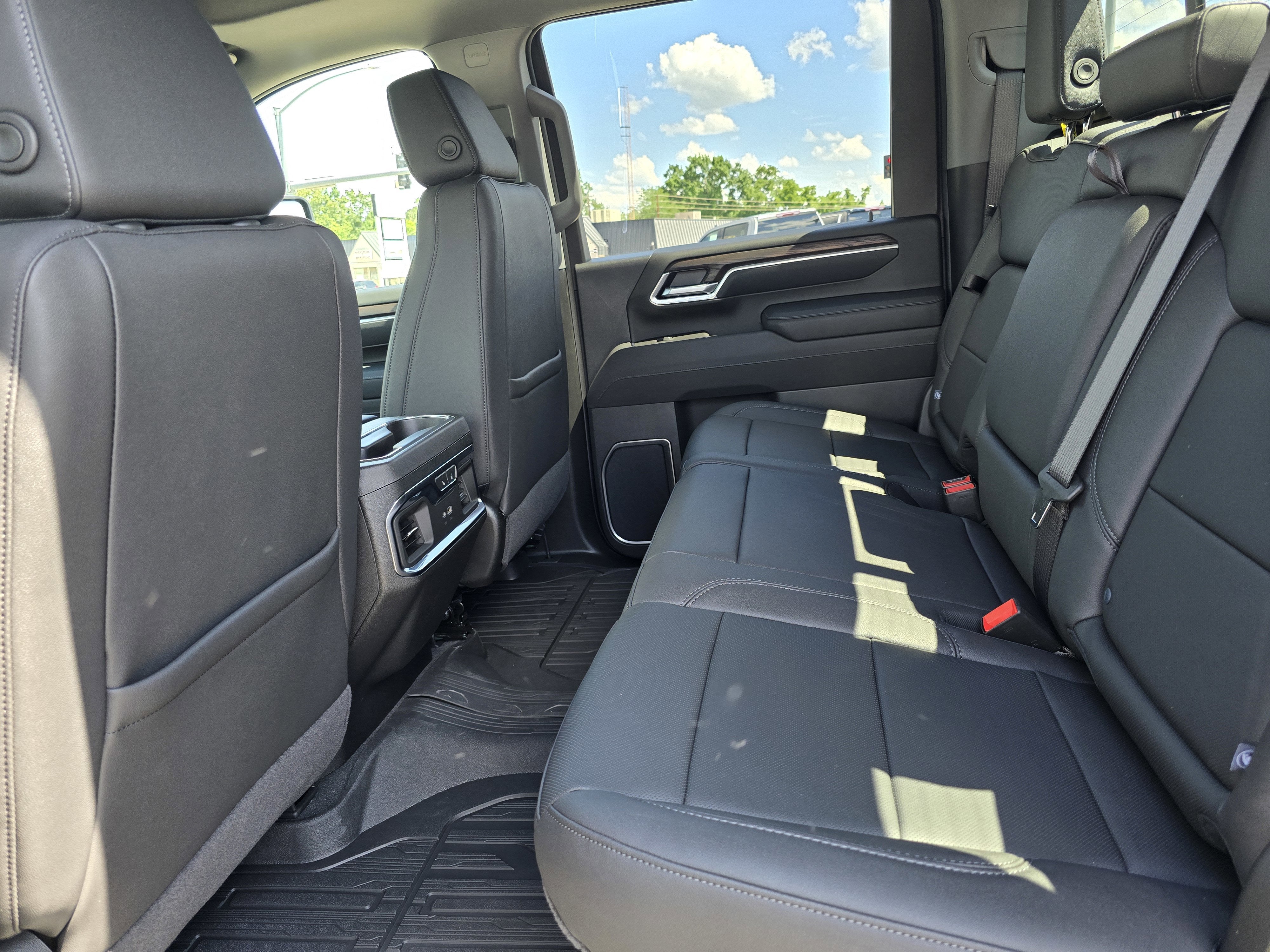 2025 GMC Sierra 2500 HD SLT