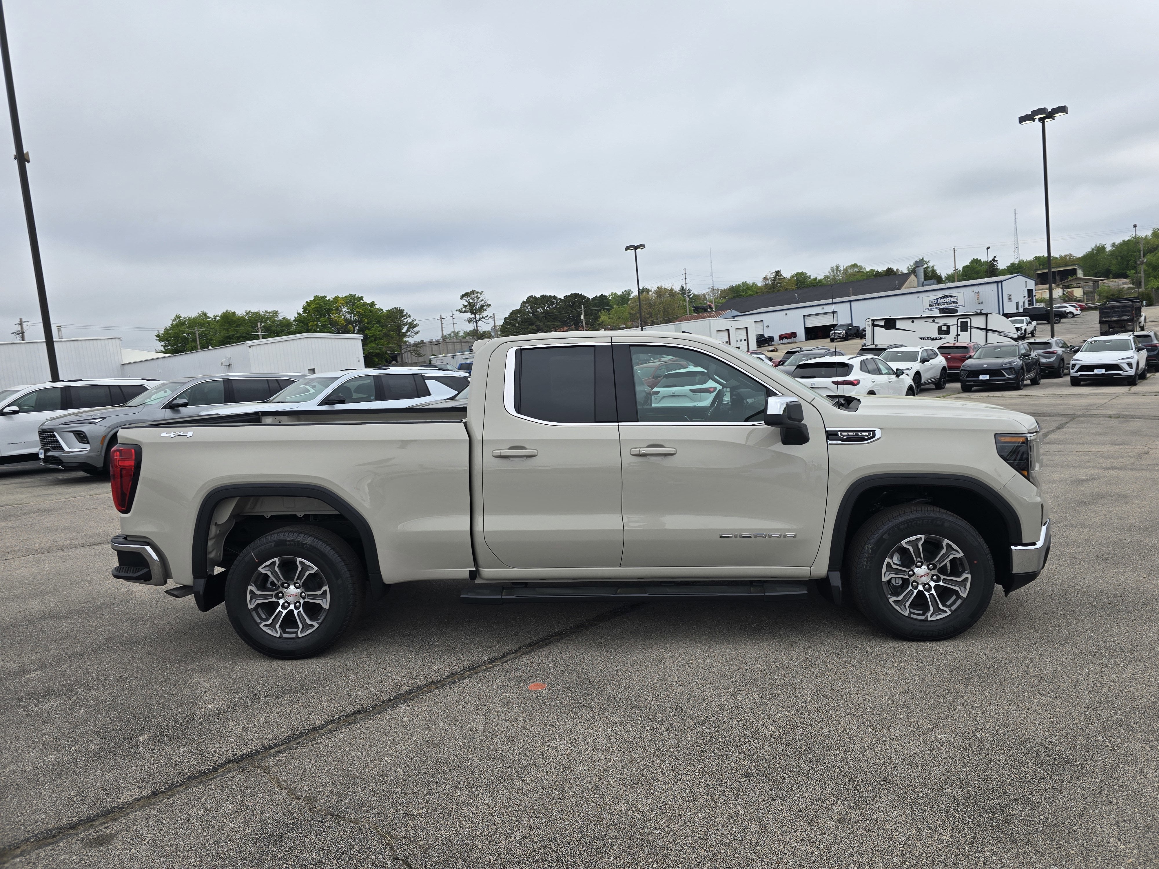 2026 GMC Sierra 1500 SLE
