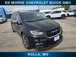 2022 Chrysler Pacifica Limited AWD