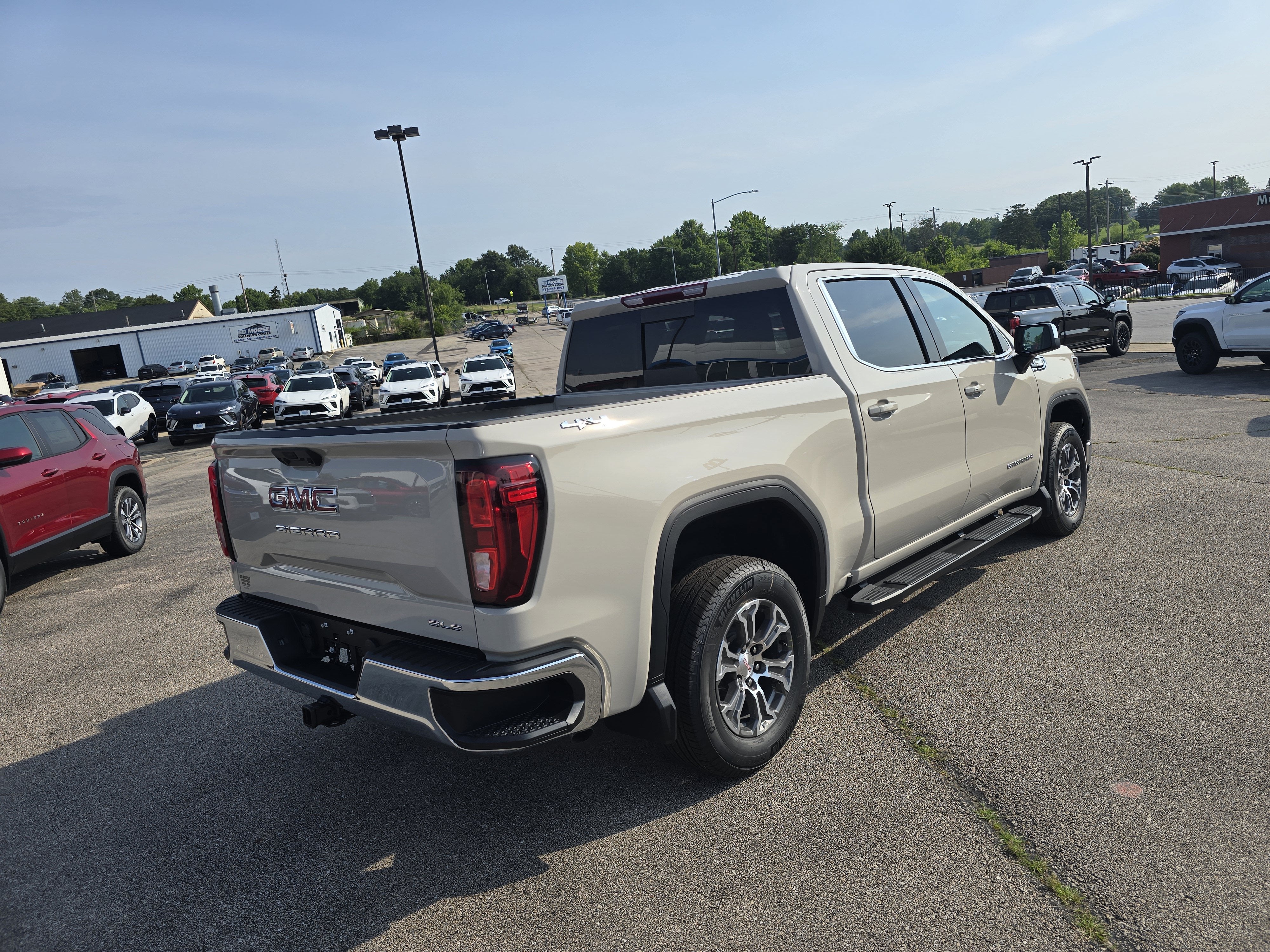 2026 GMC Sierra 1500 SLE