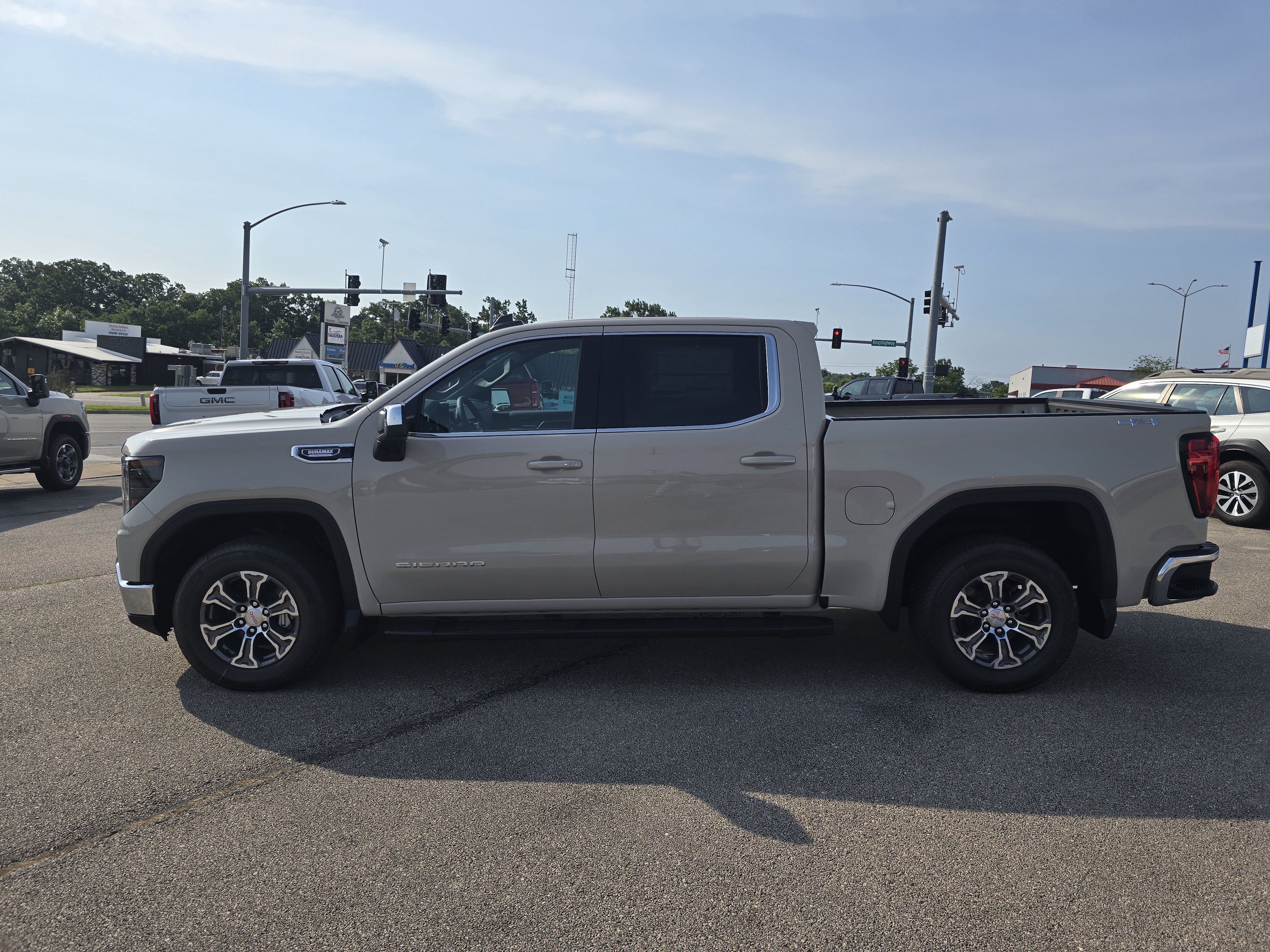 2026 GMC Sierra 1500 SLE