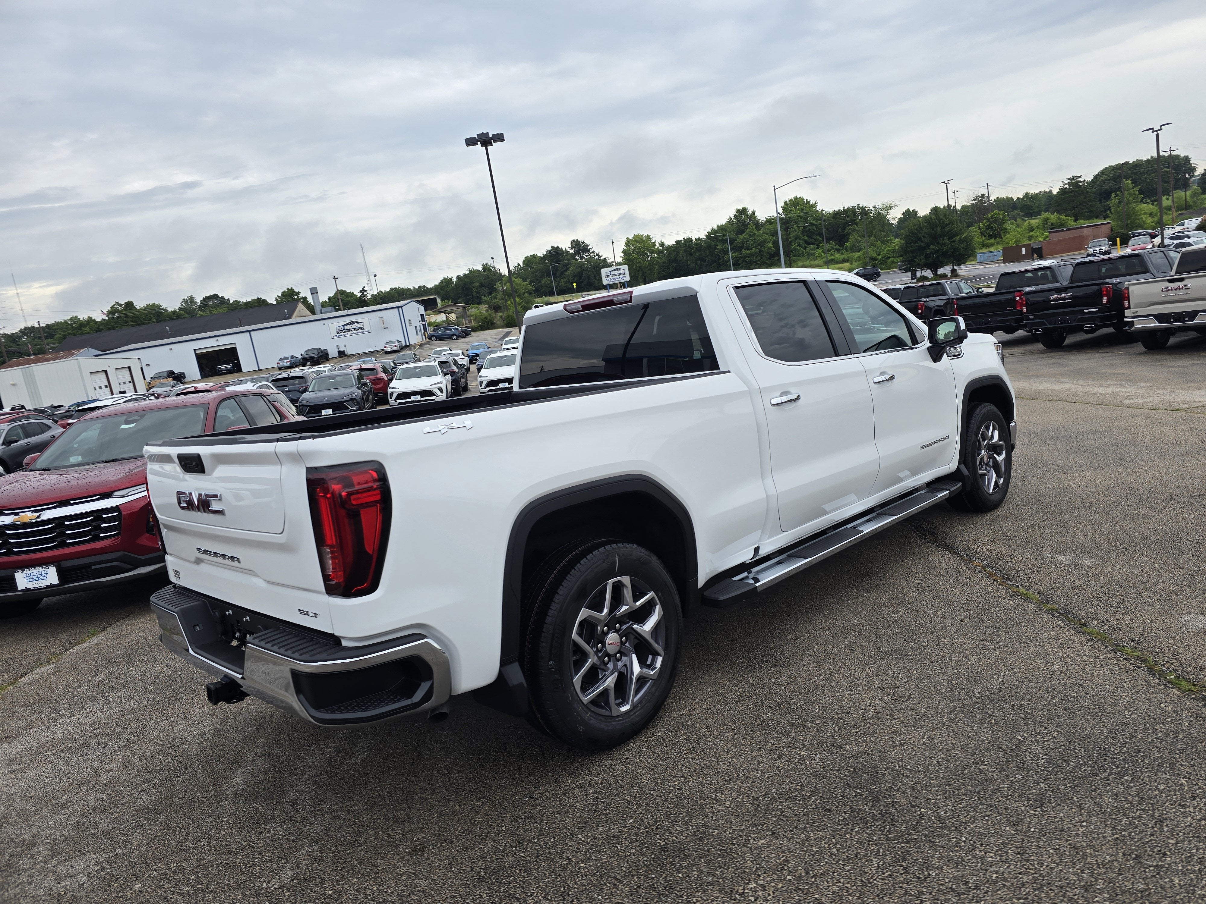 2026 GMC Sierra 1500 SLT