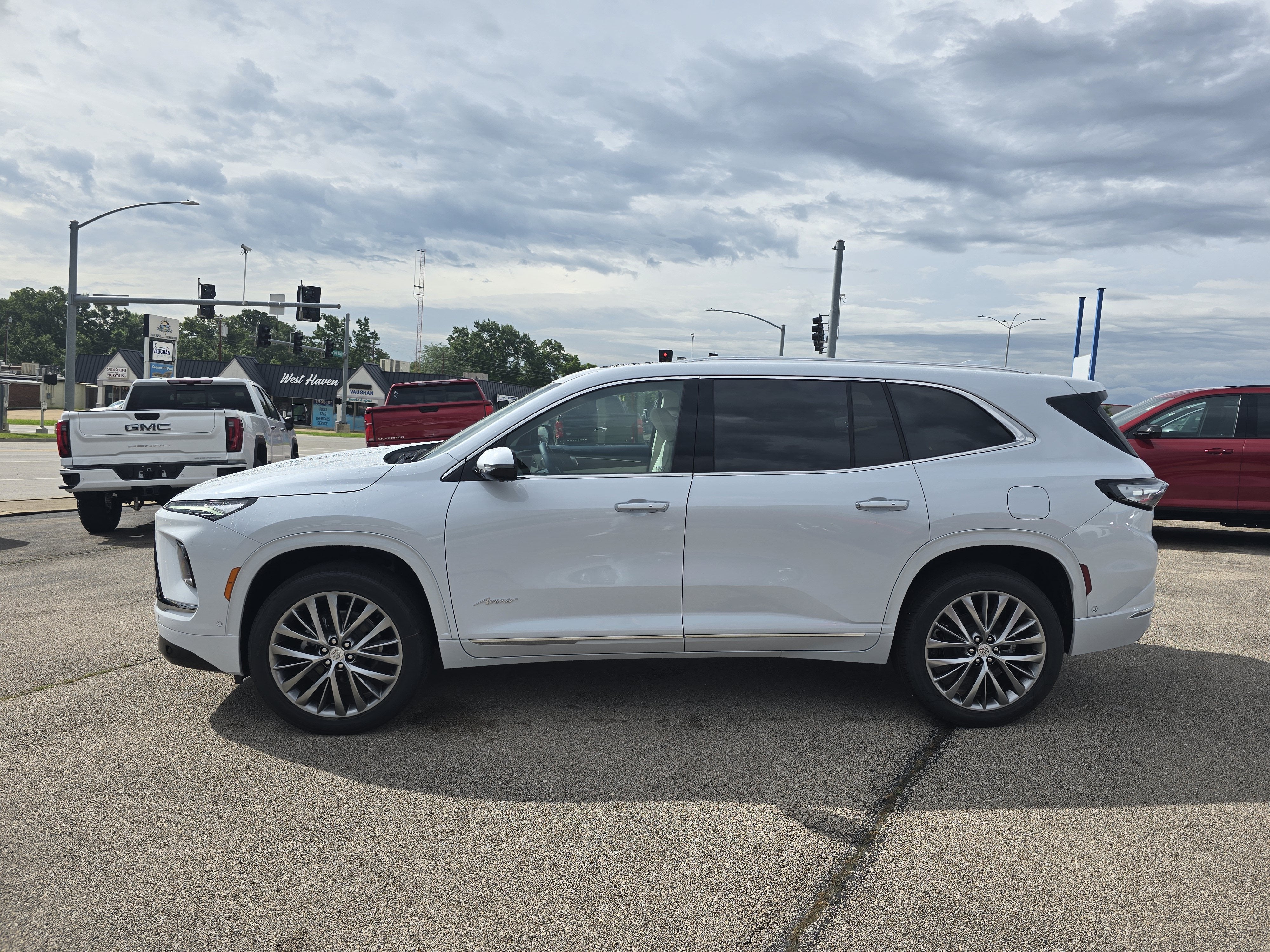2026 Buick Enclave Avenir