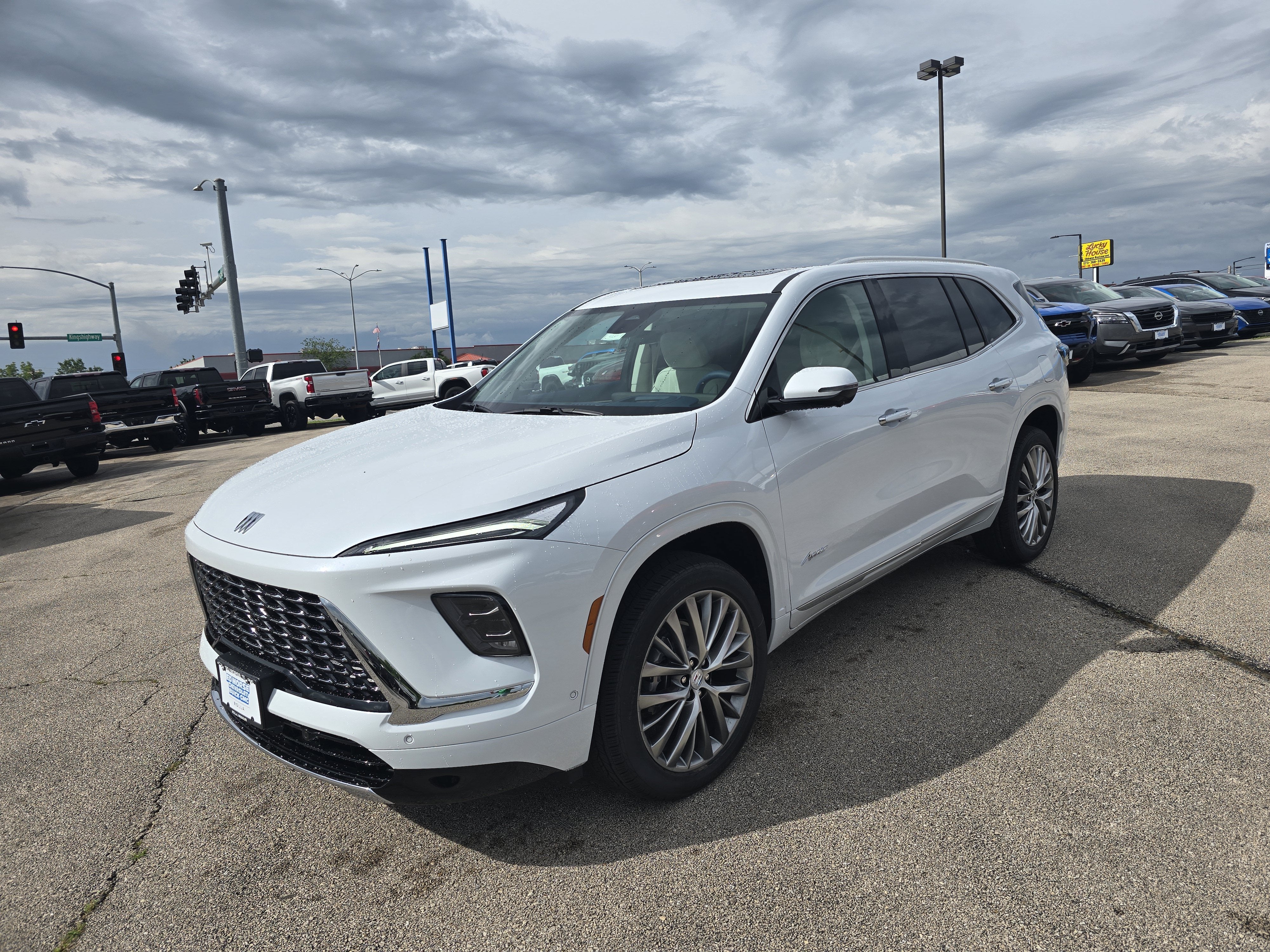 2026 Buick Enclave Avenir