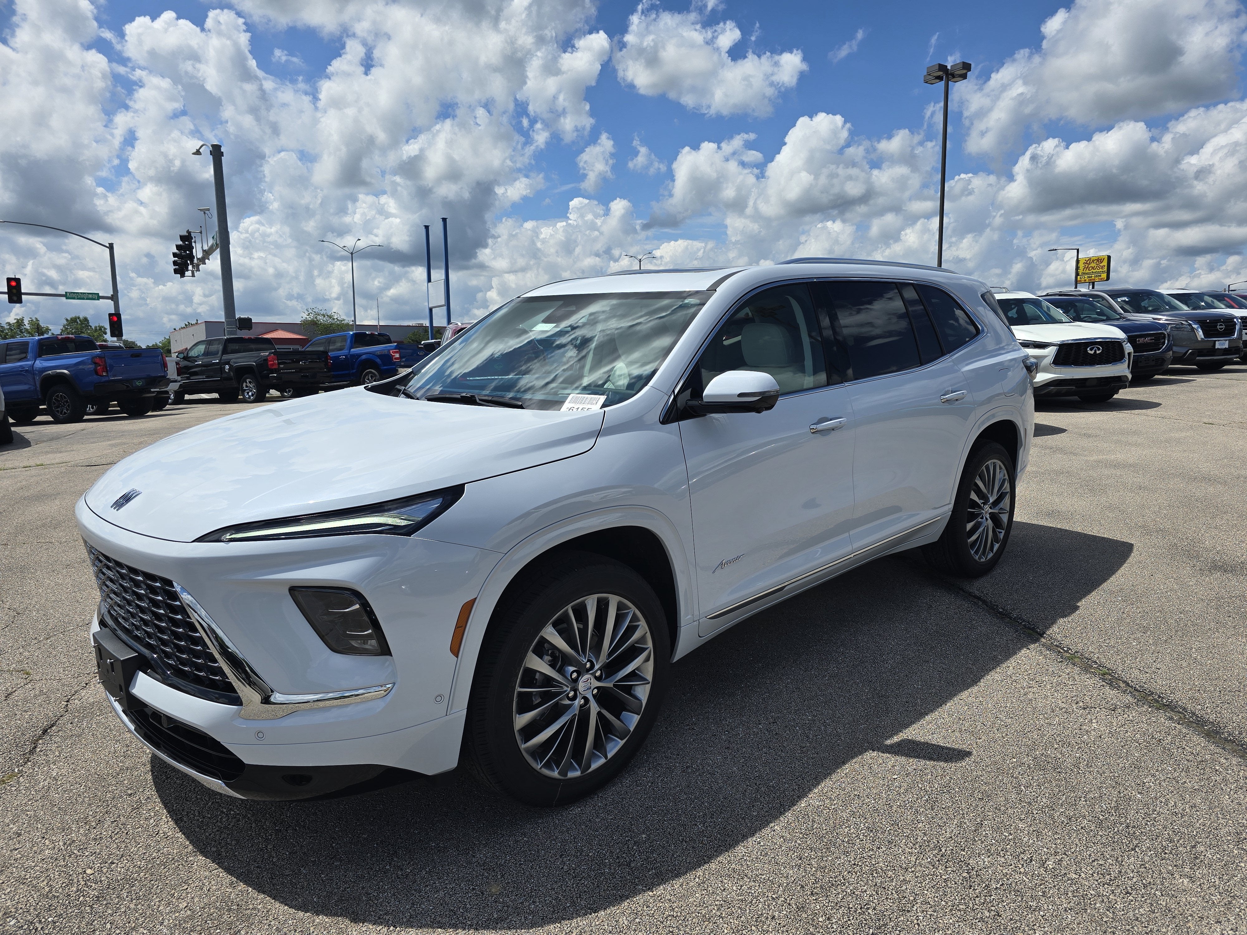 2026 Buick Enclave Avenir