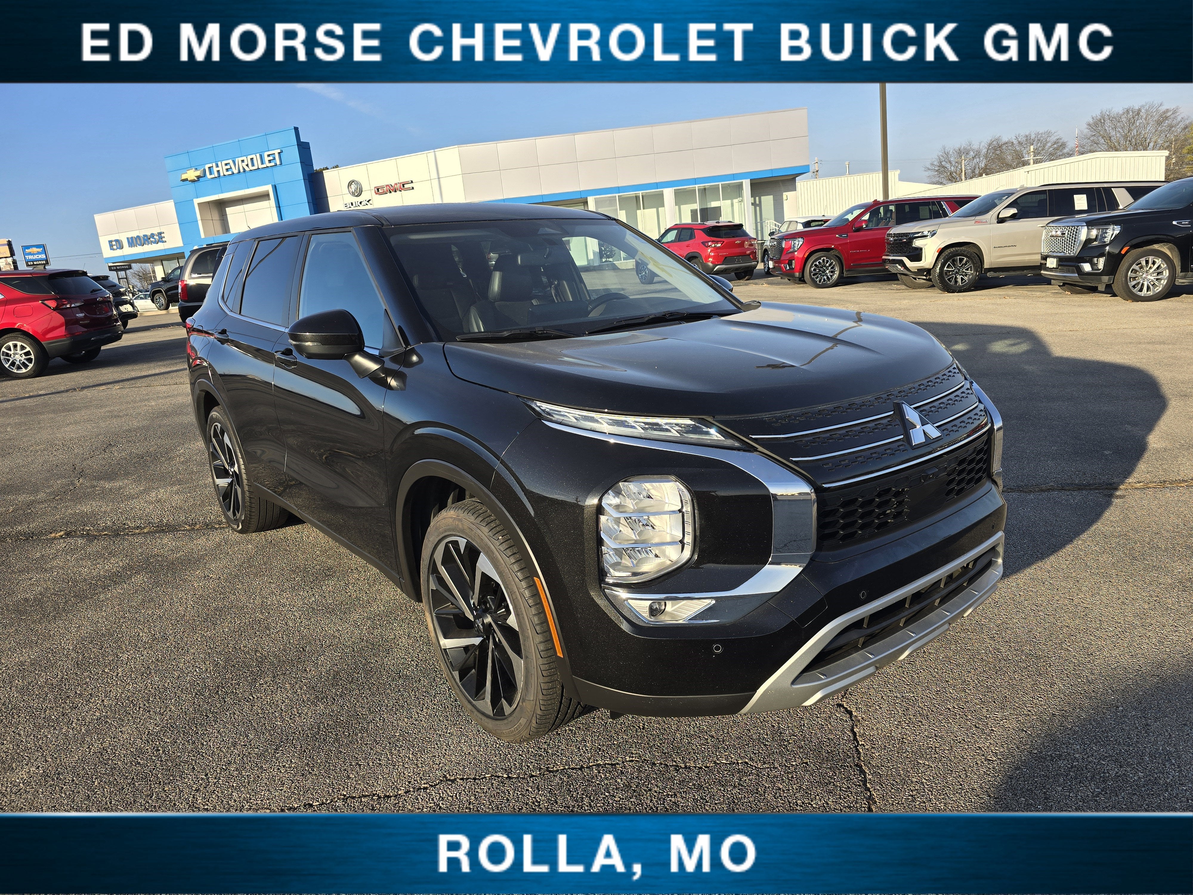 2024 Mitsubishi Outlander SE