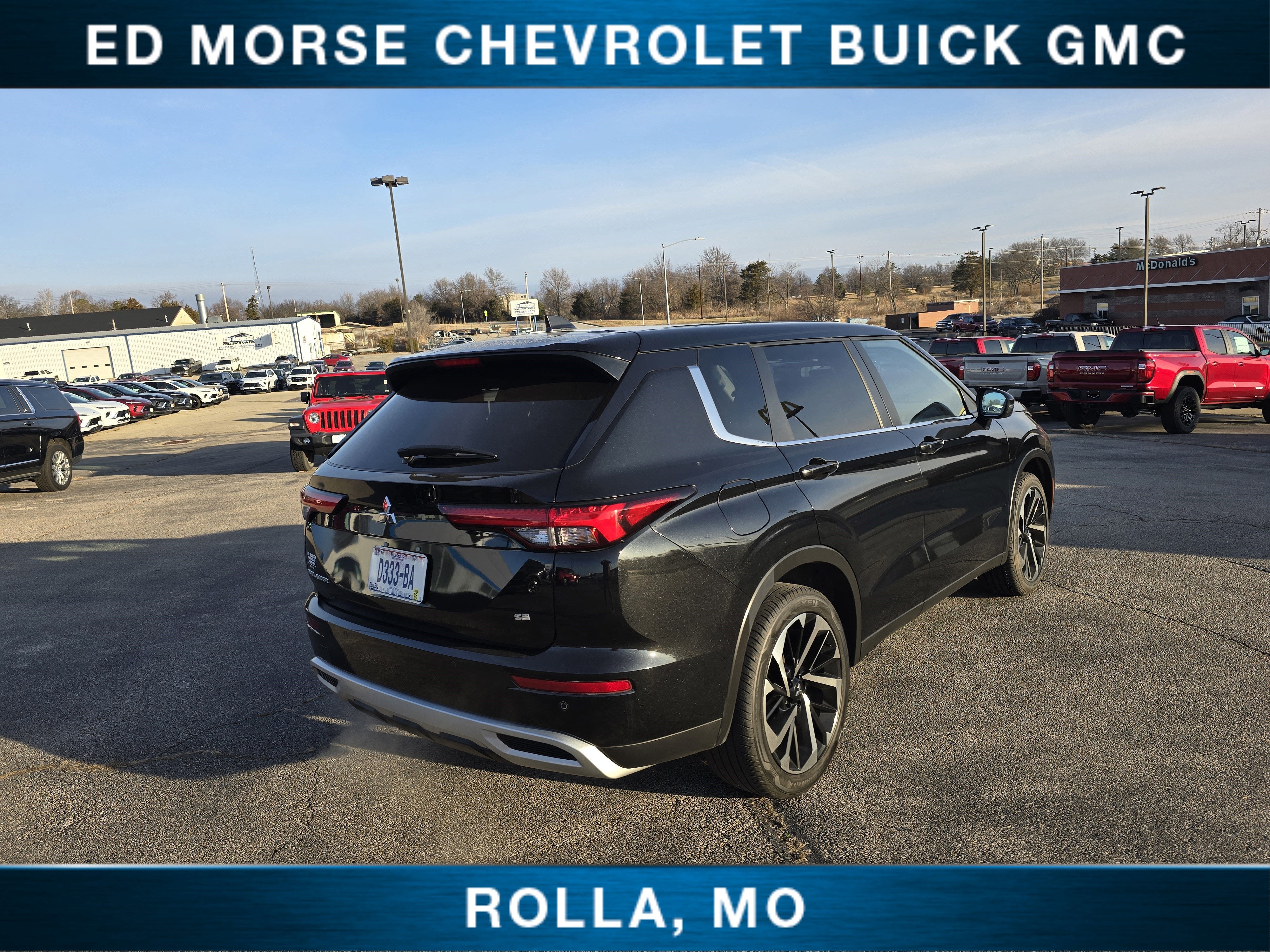 2024 Mitsubishi Outlander SE