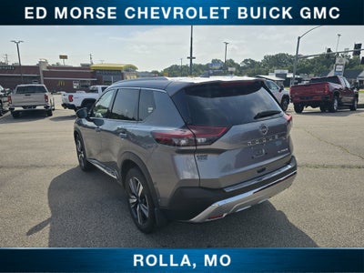 2023 Nissan Rogue Platinum FWD